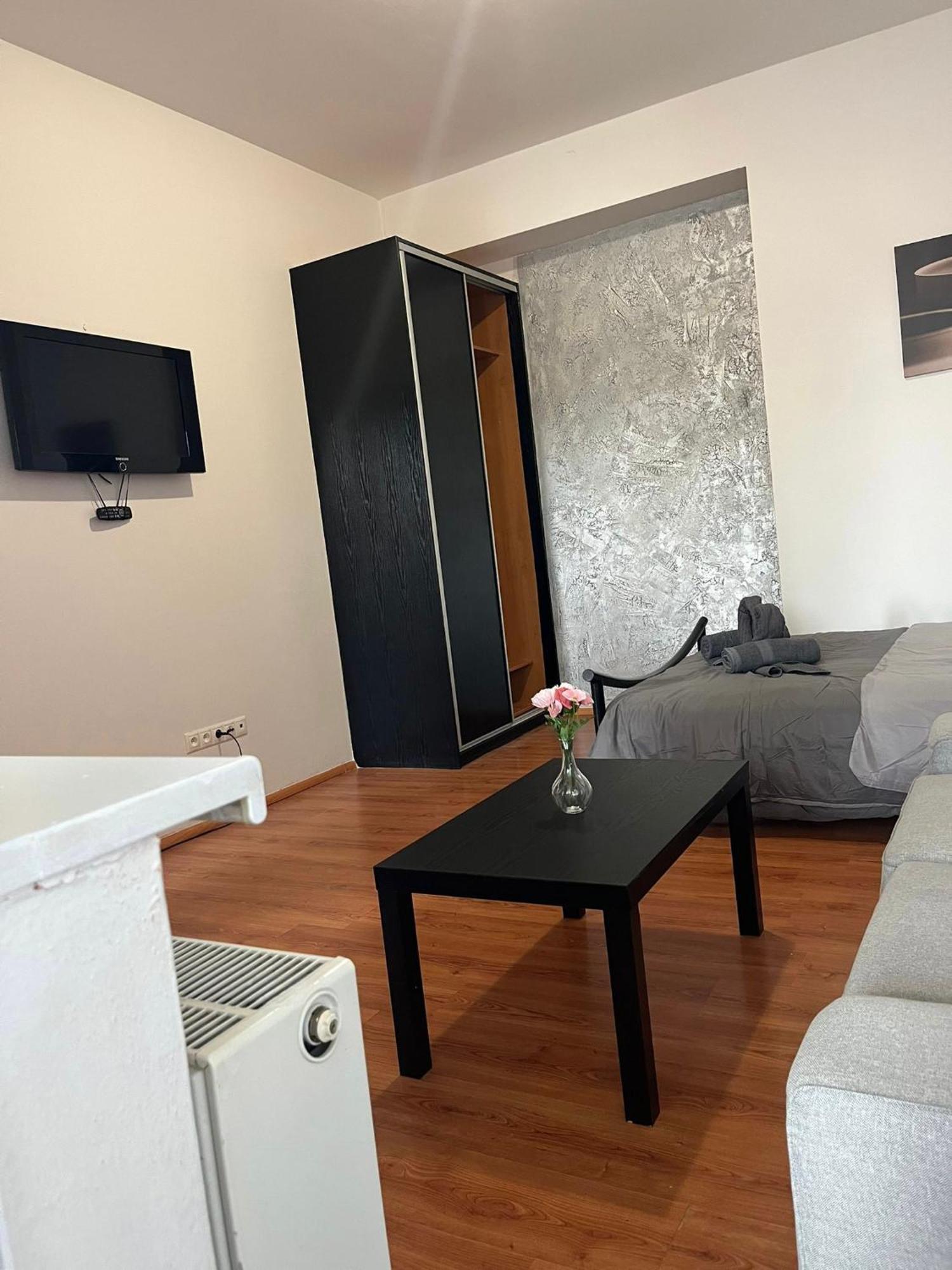 1St Plaza Apartment Pressburg Exterior foto
